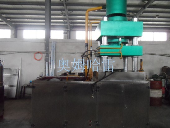 大型粉末成型機(jī)